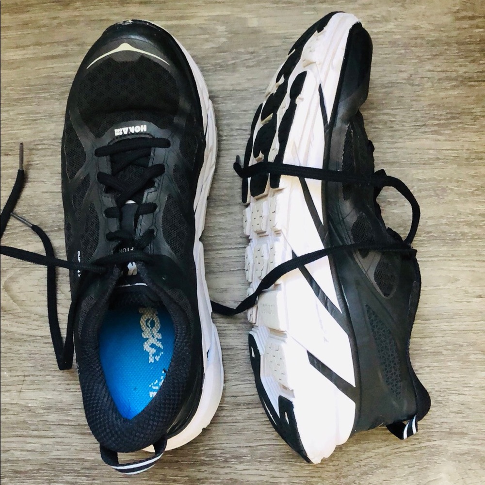 ❤️AUTOGRAPHED (or Not) KIANA WORN WORKOUT SHOES